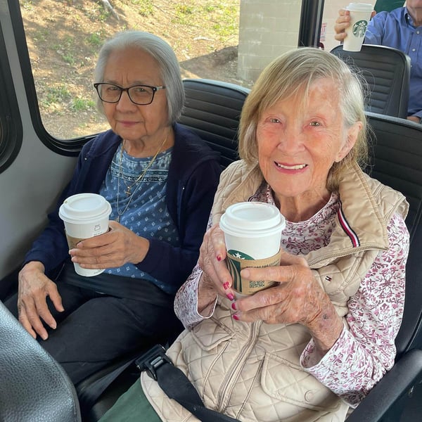Las_Villas_del_Norte_Residents_on_Excursion_2-1